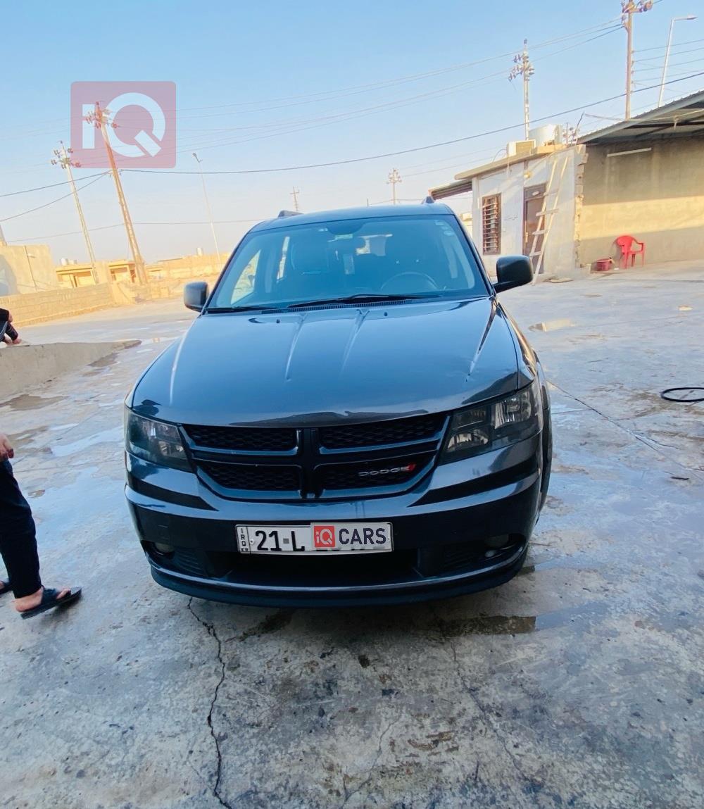 دودج جورني